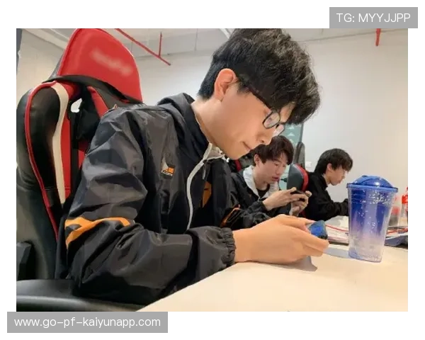 TES边路配合默契度大增