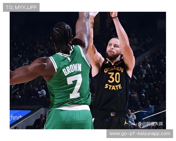 NBA凯尔特人反击三人推进强势终结